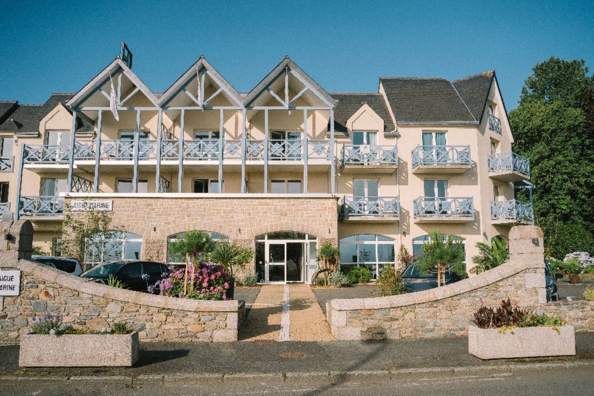 Hotel Aigue Marine (4-star)