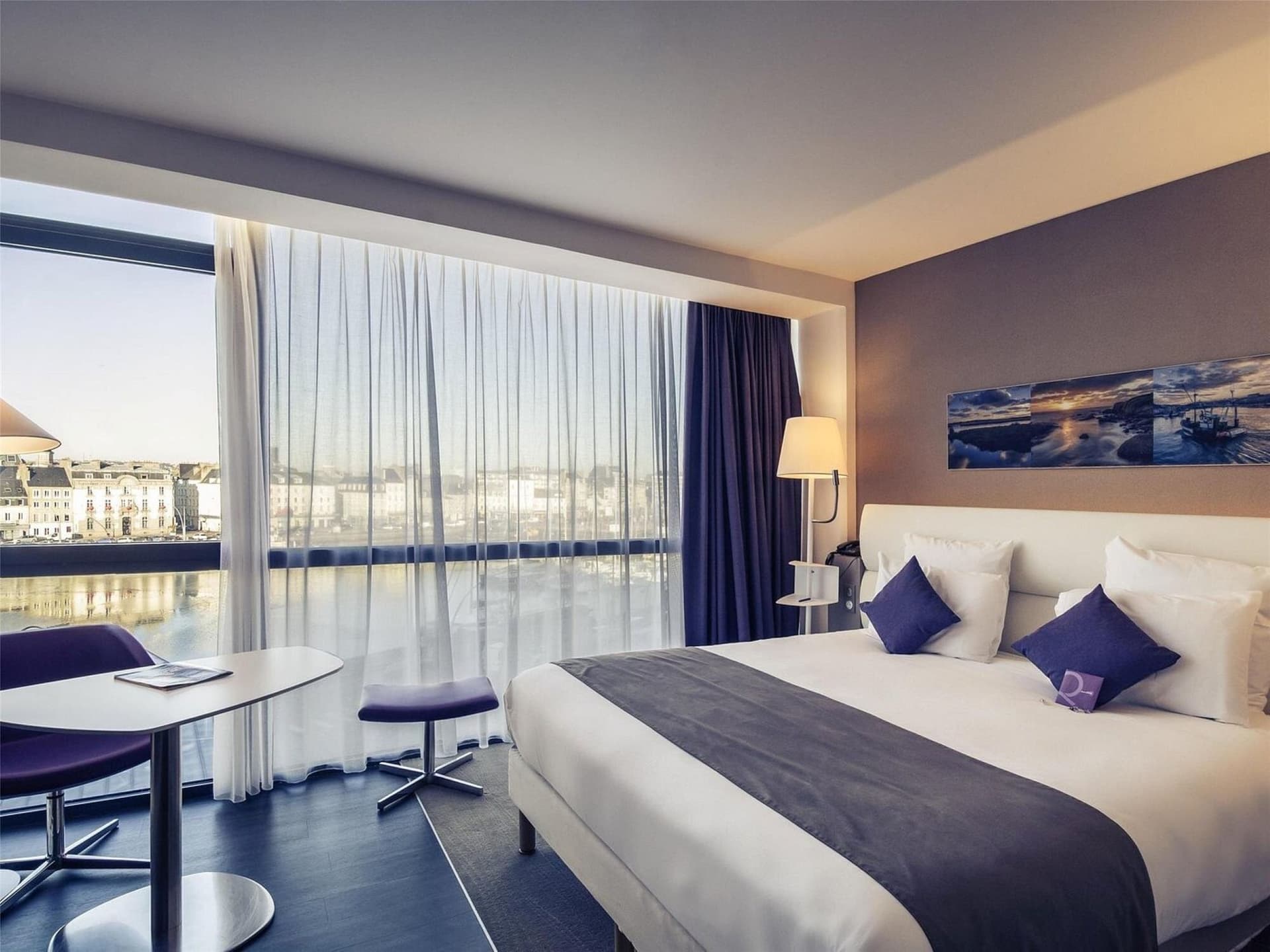 Hôtel Mercure (4-star)