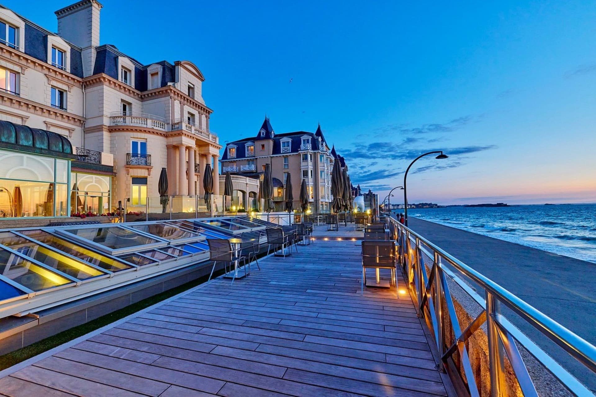 Le Grand Hôtel des Thermes (5-Star) / Hôtel France et Chateaubriand, Brittany