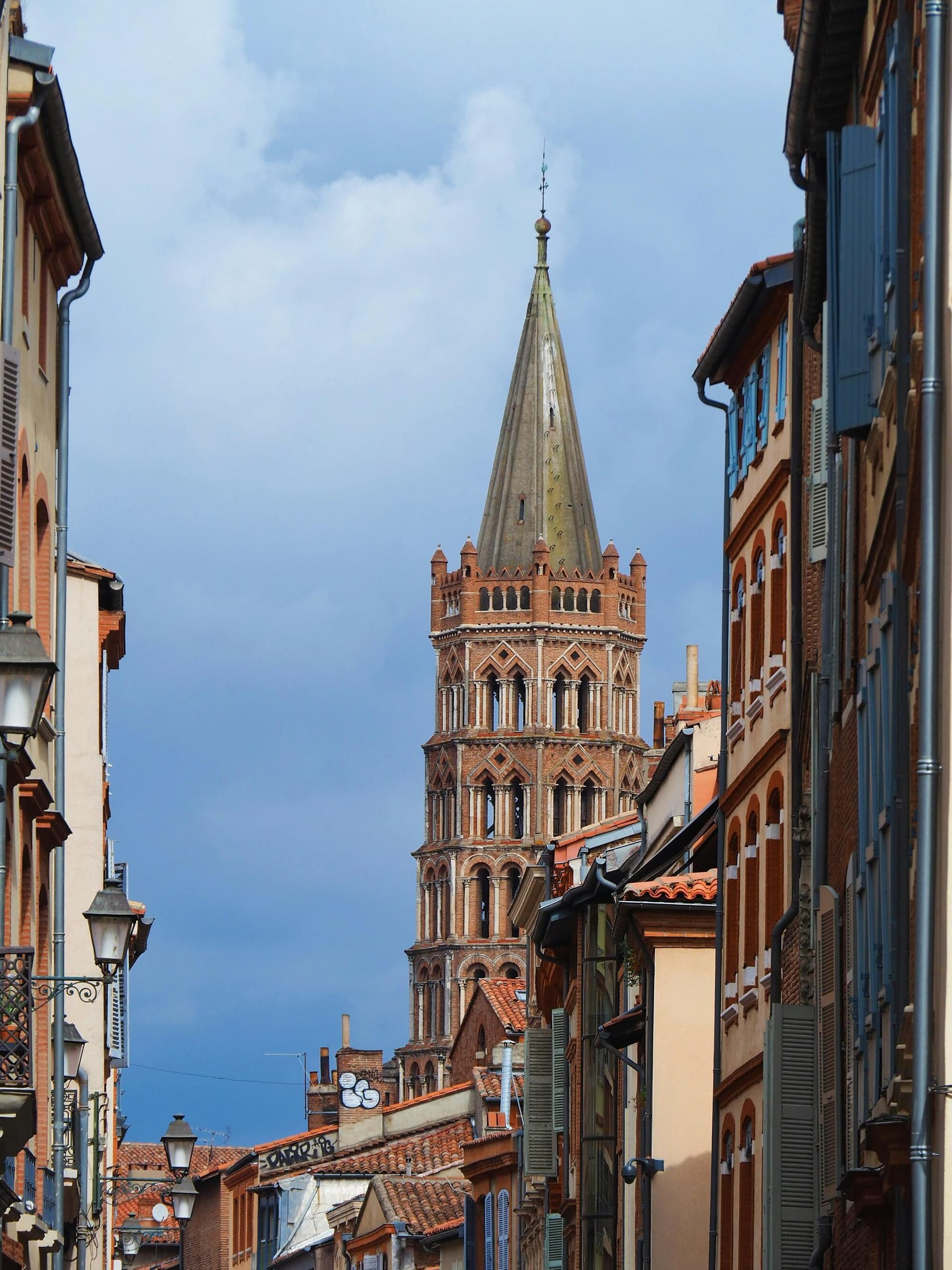 Explore Bordeaux & Toulouse 
