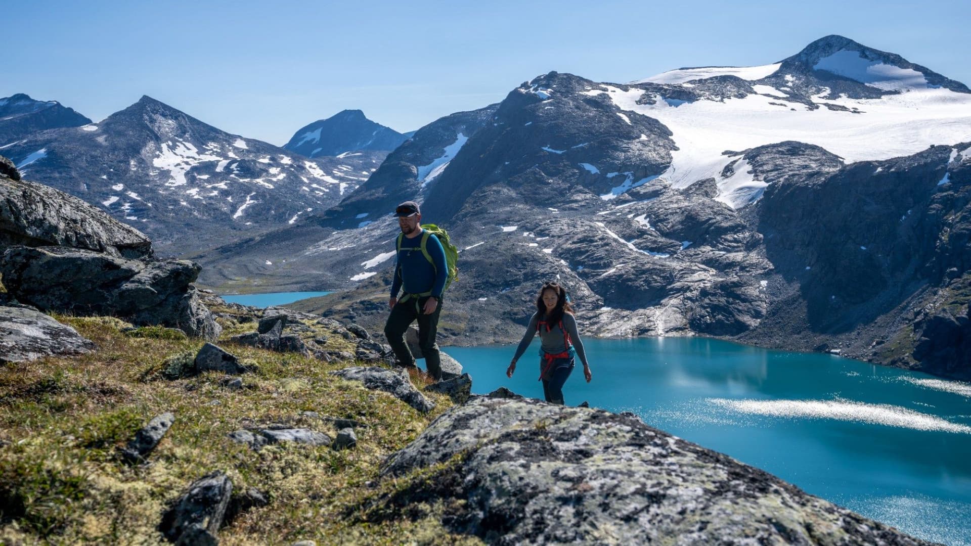 Blue Route of Jotunheimen Hiking Tour