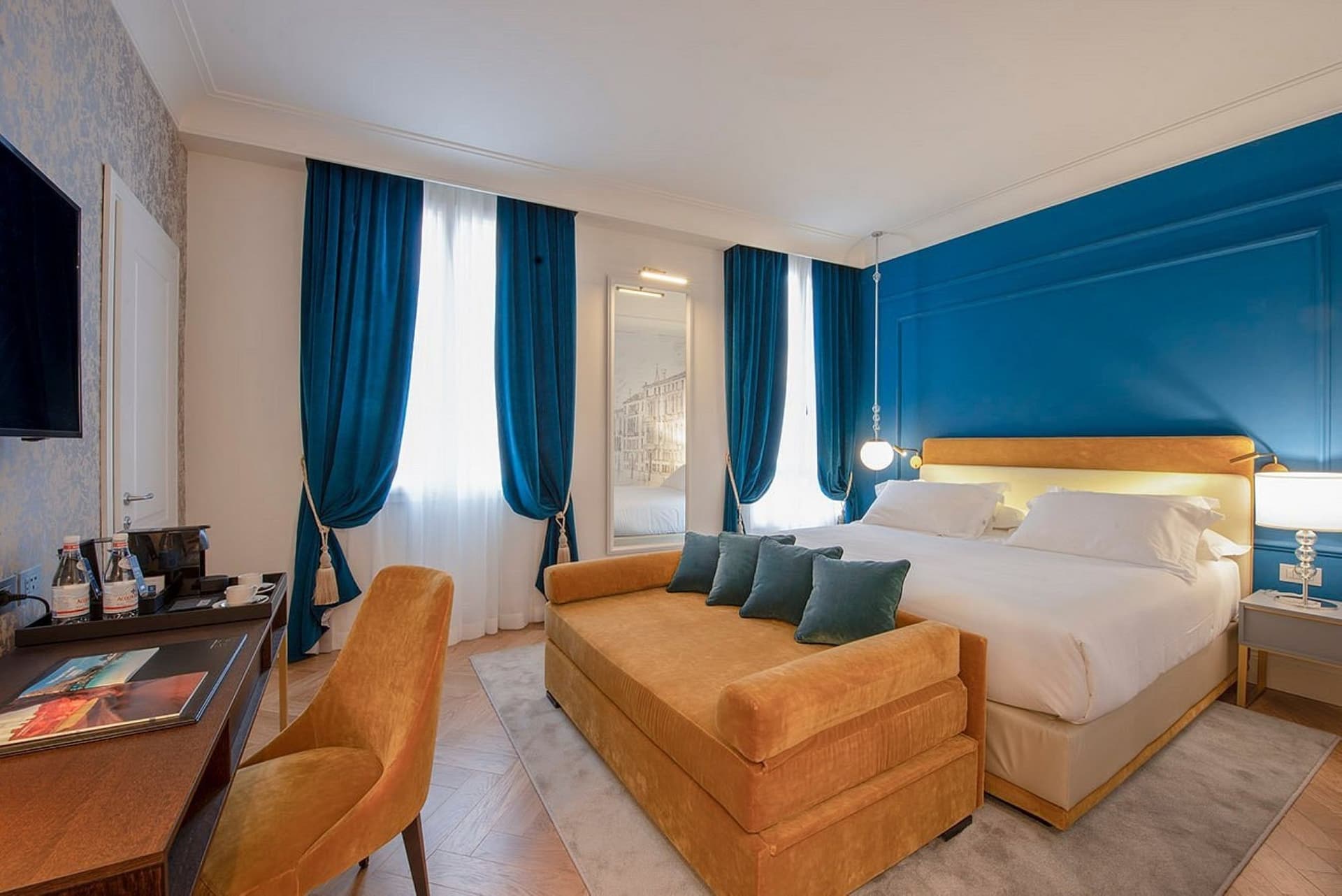H10 Palazzo Canova (4-star)