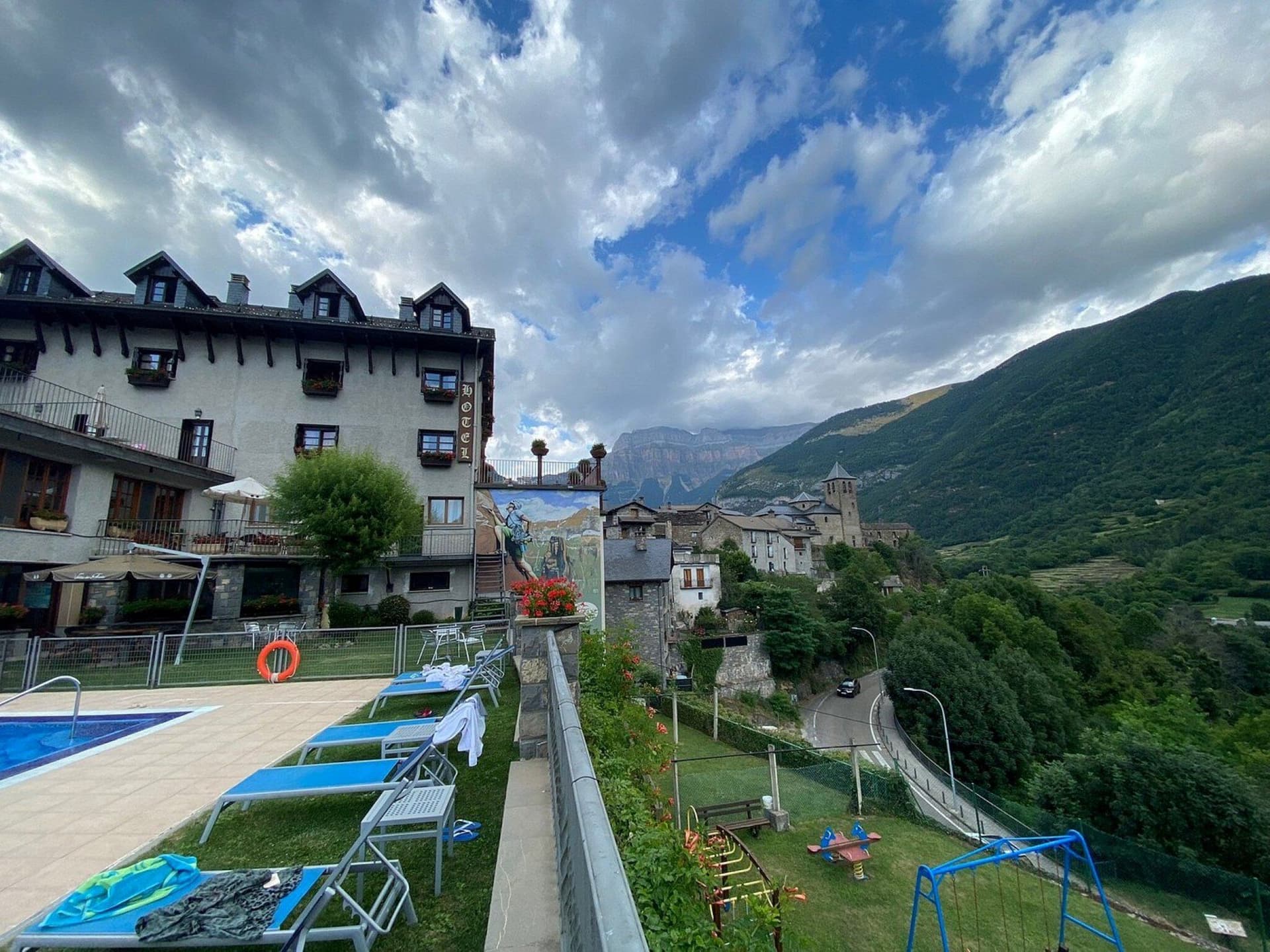 Hotel Villa de Torla