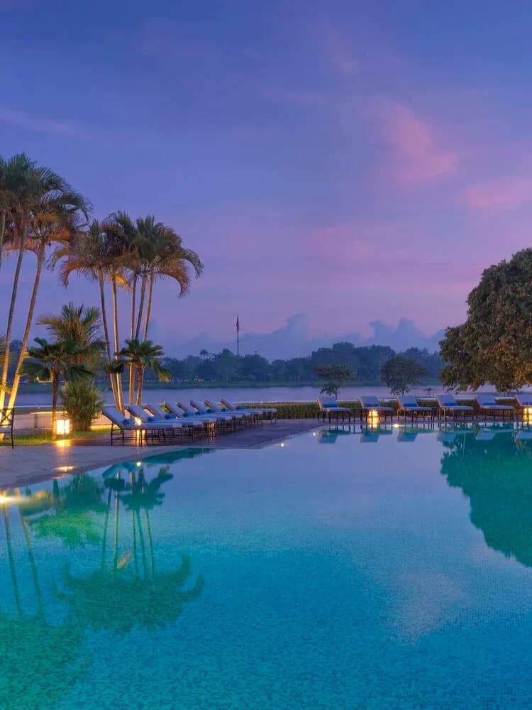 Handpicked Luxury Stays