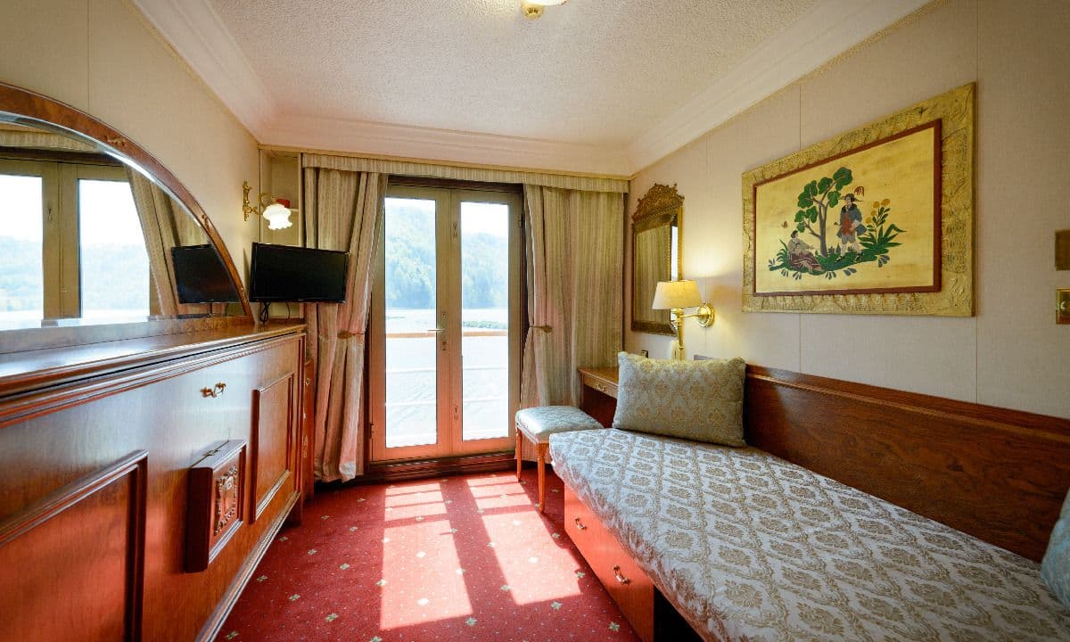Outside Cabins with Modern Comfort