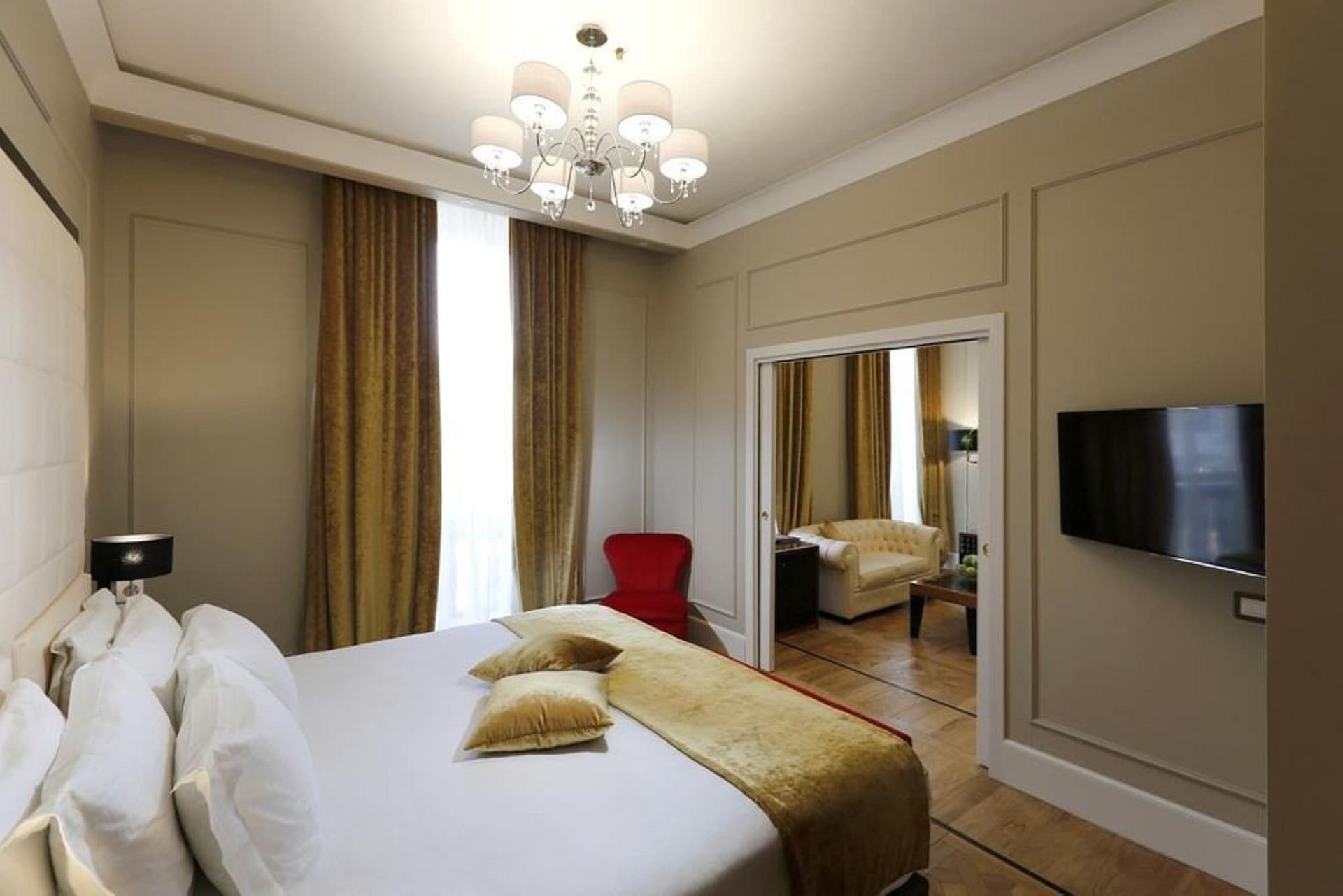 Grand Hotel Yerevan (5-star)