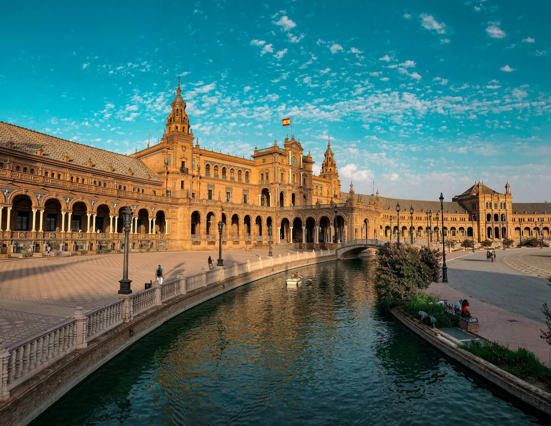 Boutique active culture tours in Spain