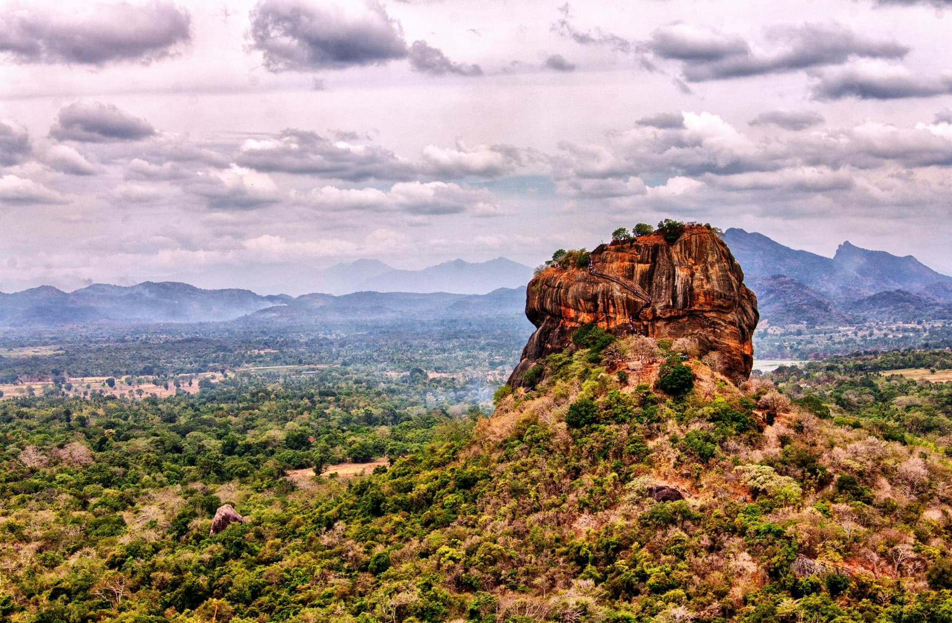 Sigiriya Rock Fortress climb