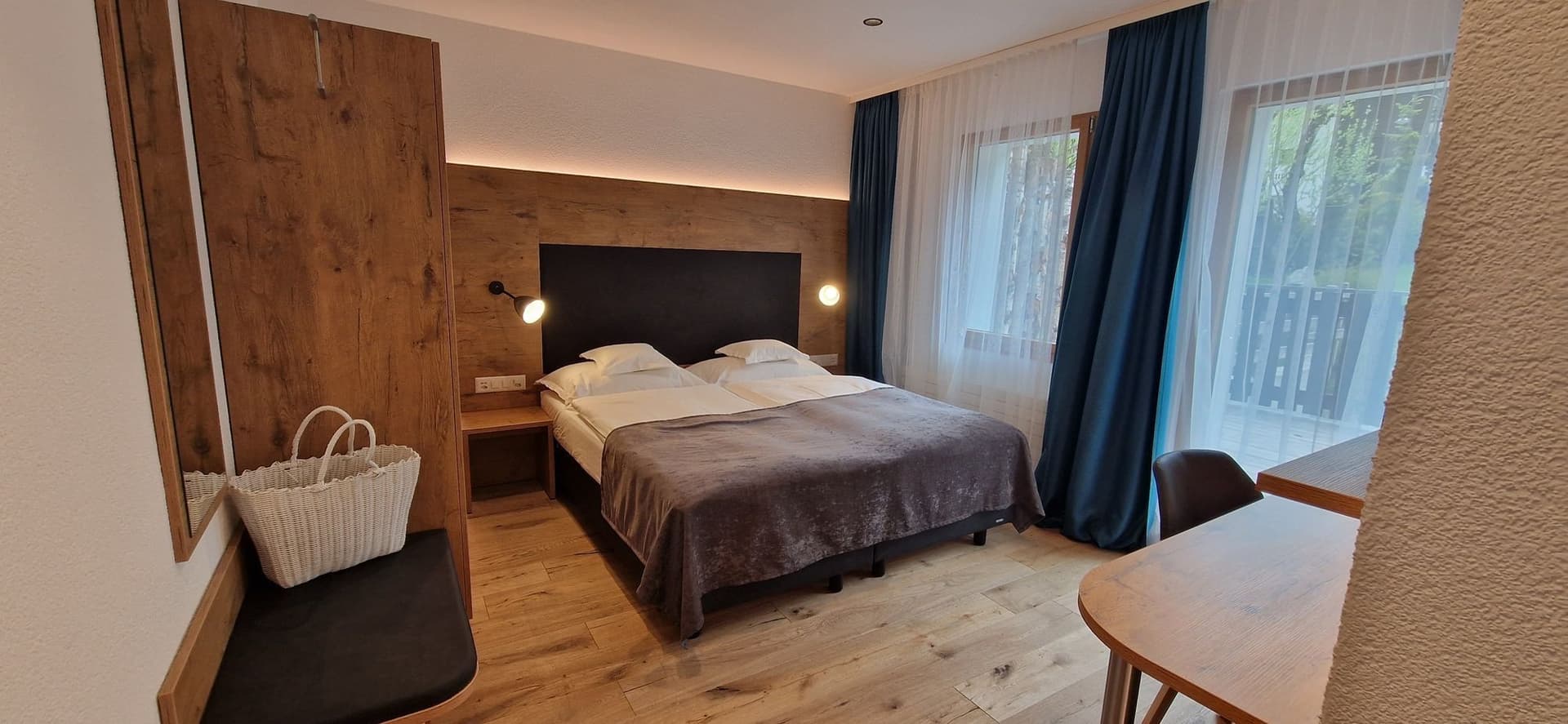 Alpen Resort Hotel (4-Star)