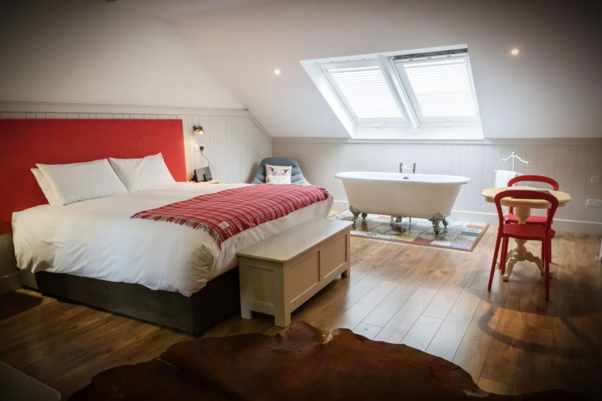 Quinlan & Cooke Boutique Hotel & QC’s Seafood Restaurant (4 Star)