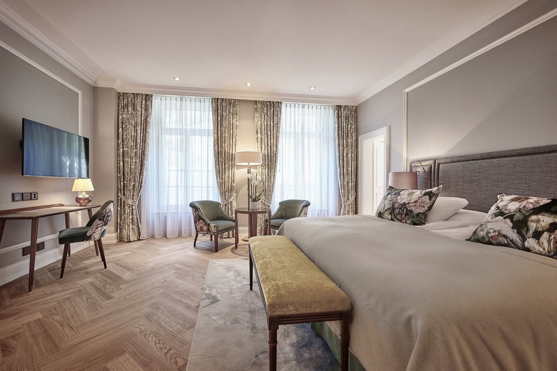 Victoria-Jungfrau Grand Hotel & Spa (5-Star)